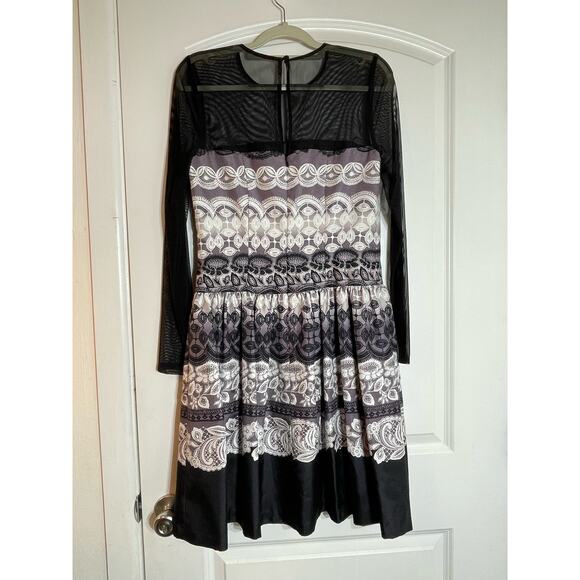 Eliza J Cocktail Dress Size 6 Purple Floral Mesh Sleeves Fit & Flare Whimsygoth - Picture 4 of 8